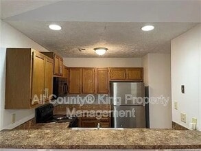 Building Photo - 1866 Tryon Dr
