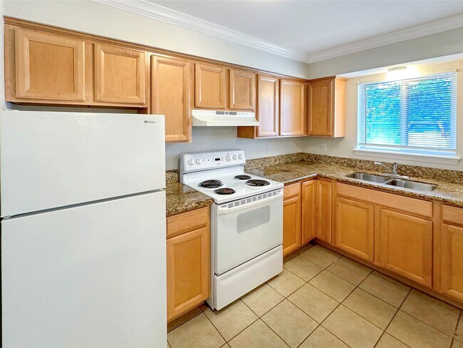 Foto del edificio - 1520 Yale St