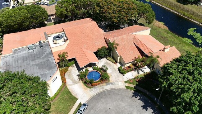 Foto del edificio - 9480 Boca Cove Cir
