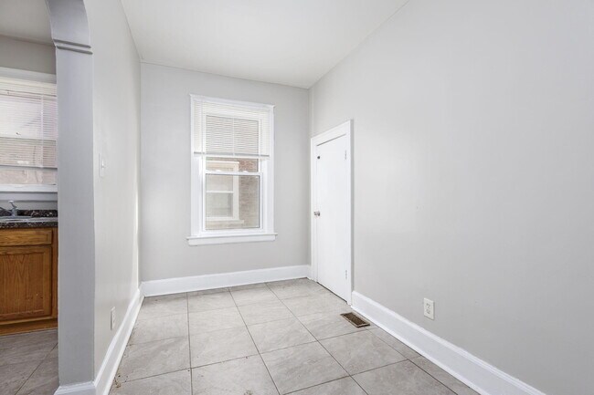 Foto del edificio - 2704 Webb St