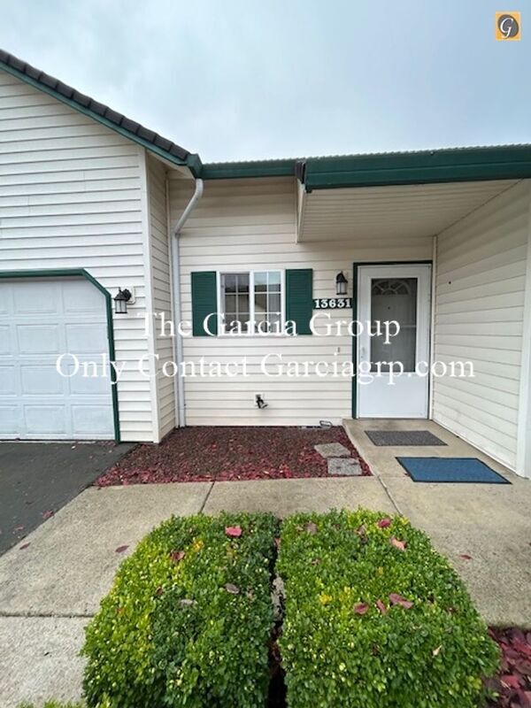 Foto principal - 13631 SE Oatfield Rd