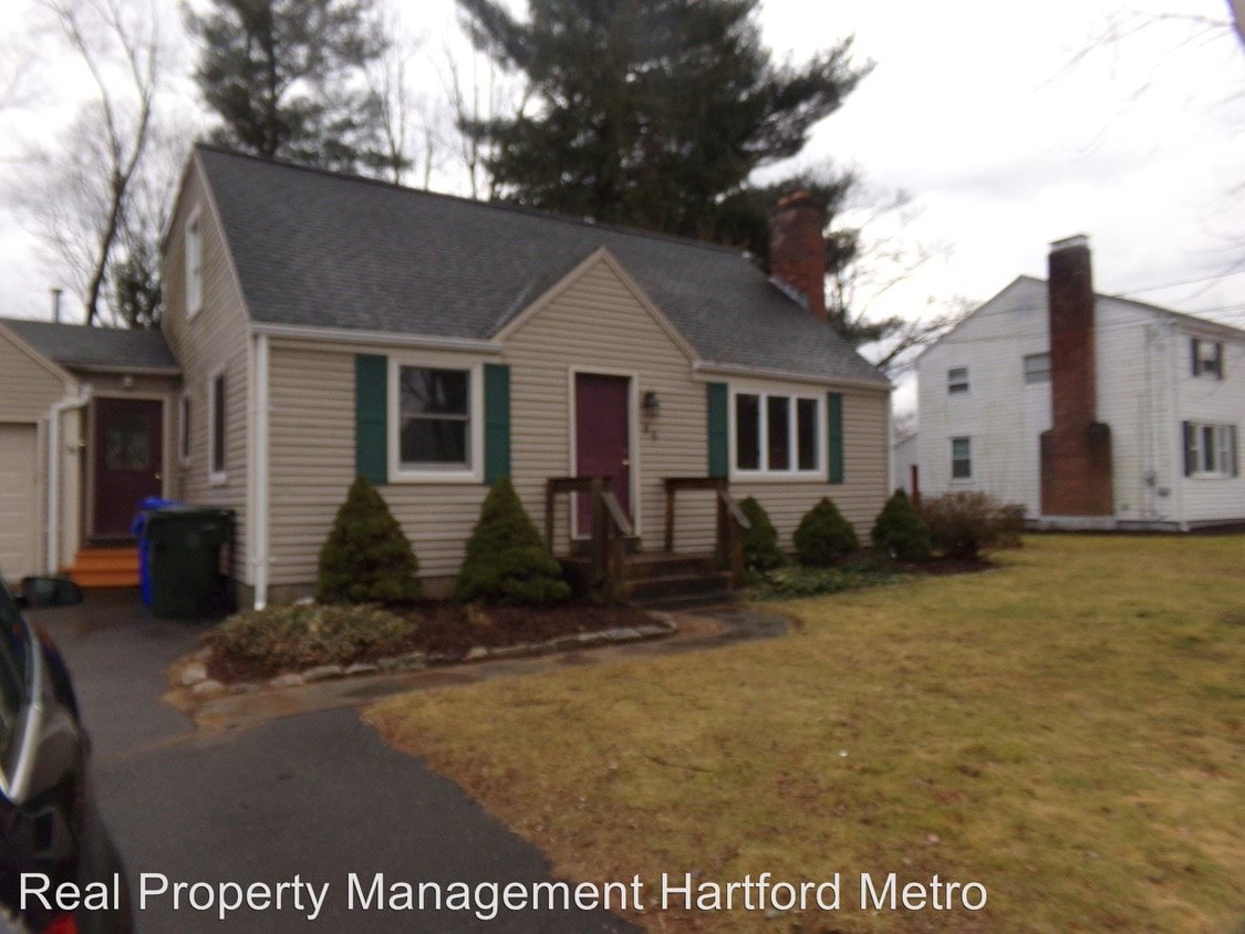 3 br, 2 bath House 58 Ferncrest Dr House for Rent in East Hartford