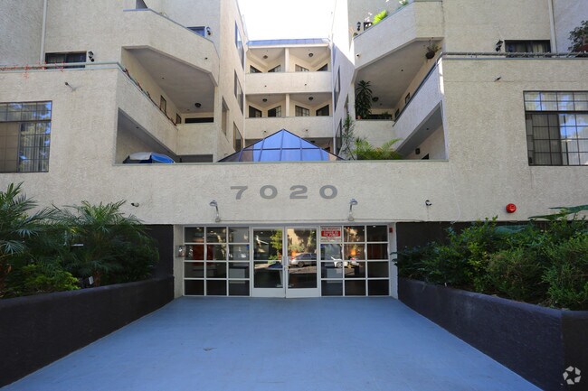 7020 Lanewood Apartments Hollywood Ca Building 7020 Lanewood Apartments