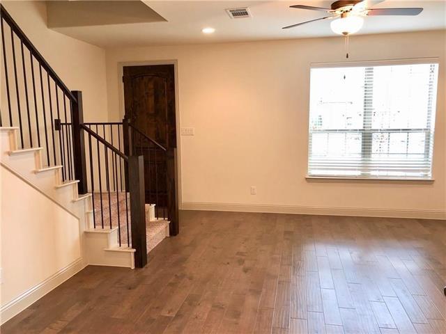 Building Photo - 2404 Jameson Ln