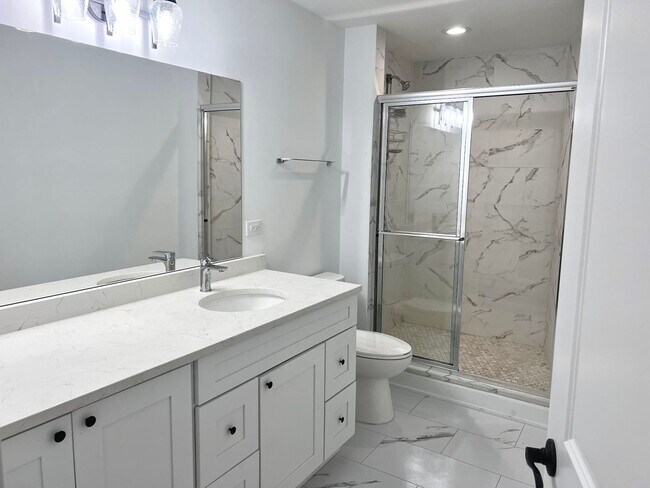 Foto del edificio - 3239 Grove Ave