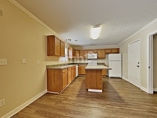 Foto del edificio - 8026 Meadowview Ln