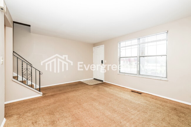 Foto del edificio - 8064 Mt Everest St