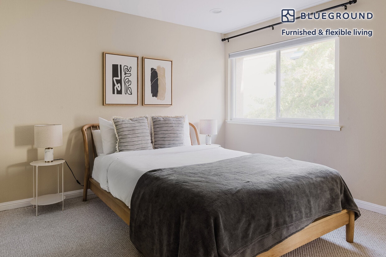 1995 Barrymore Common Unit FL2-ID1753, Fremont, CA 94538 1995 Barrymore Common Unit FL2-ID1753, Fremont, CA 94538