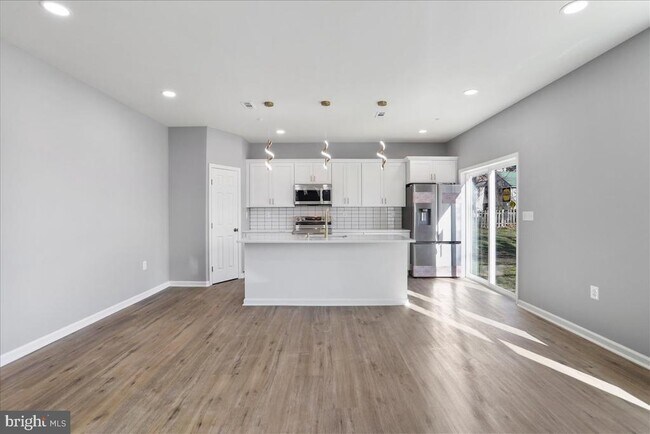 Foto del edificio - 716 Greenway Ave