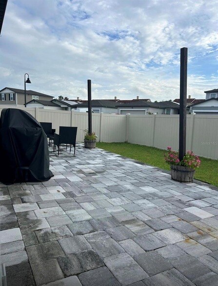 Foto del edificio - 3445 Monaco Ln