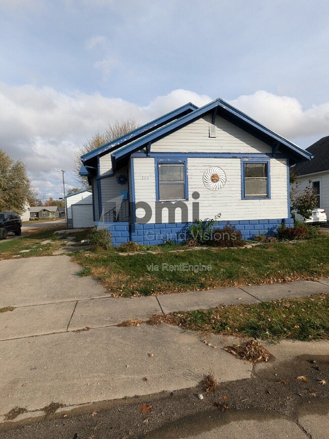 Building Photo - 1200 Lake Land Blvd