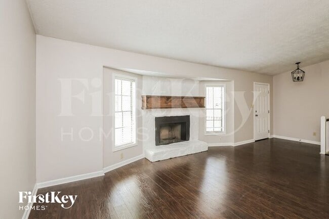 Building Photo - 4569 Iroquois Trail NW