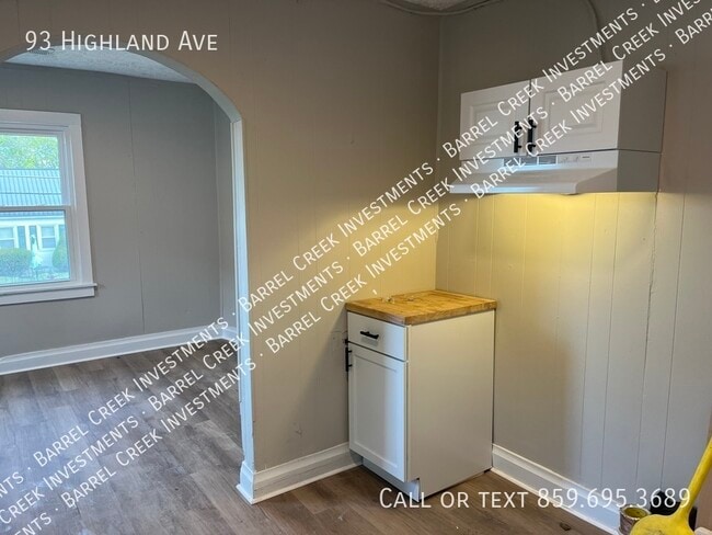Building Photo - 93 Highland Ave