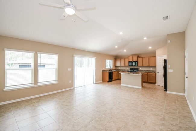 Building Photo - 9591 Palm Reserve Dr