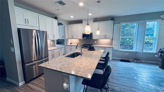 Foto del edificio - 5761 Groundsel Cir