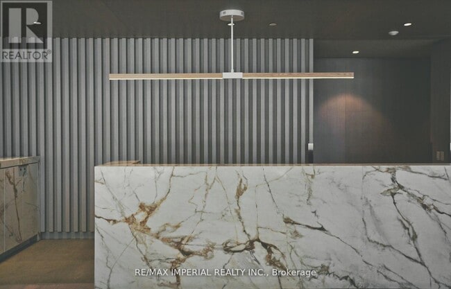 Building Photo - 138 Downes St