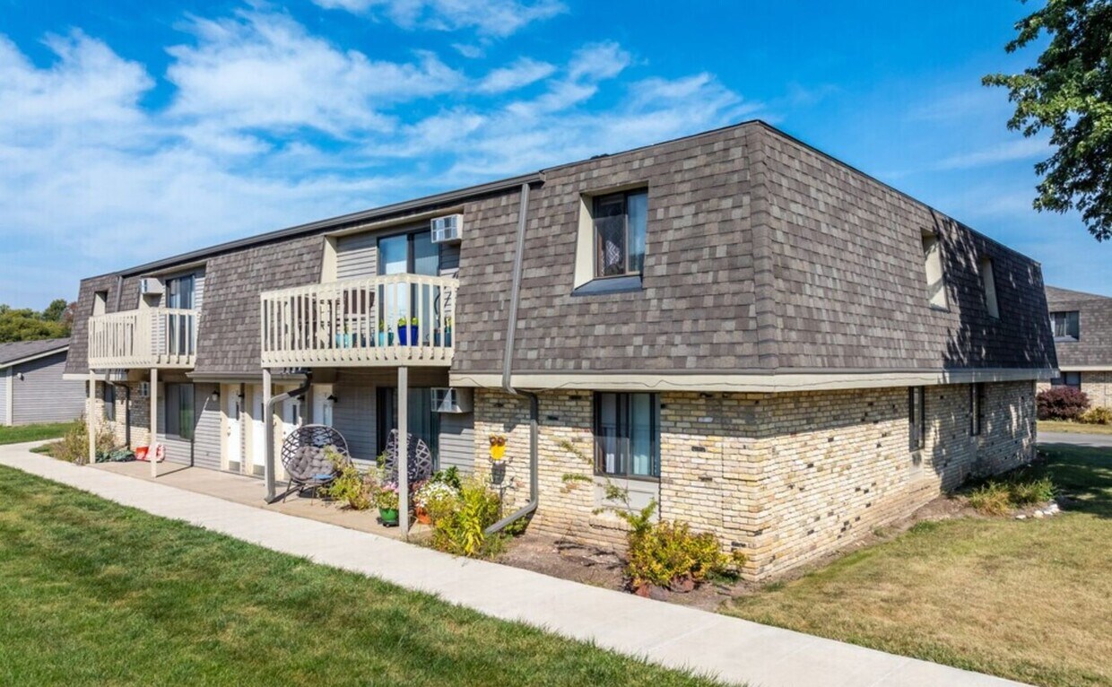 Foto principal - Private Entry 2 Bedroom Apartment Available!