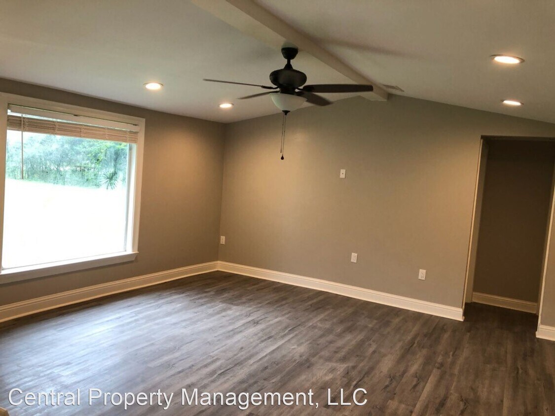 Building Photo - 3 br, 2 bath House - 13556 Devall Road