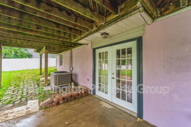 Foto del edificio - 19562 Ridge Heights Dr