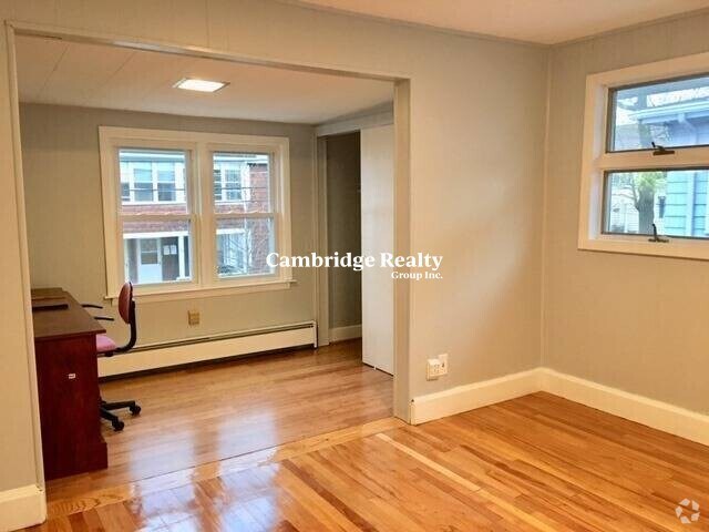 Building Photo - 62 Woods Ave