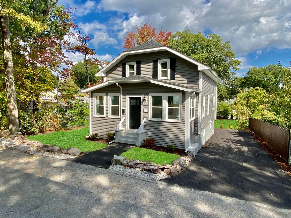 17 Lillian St N, Randolph, MA 02368 House Rental in Randolph, MA