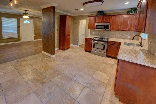 Foto del edificio - 1212 Marshalldale Dr