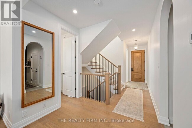 Building Photo - 1874 Fountain Grass Dr
