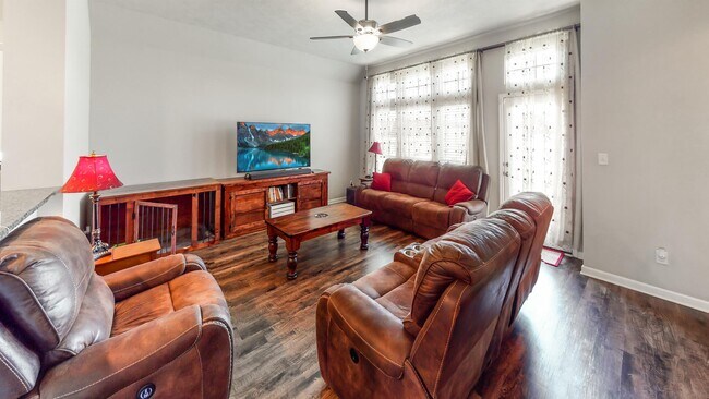 Building Photo - 7414 Masters Dr