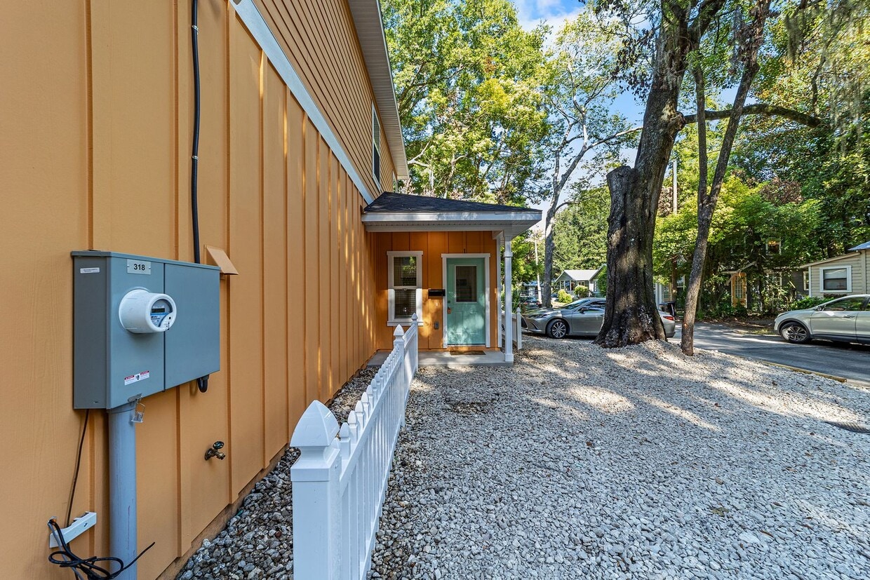 NOW LEASING FOR FALL 2026 - NOW LEASING FOR FALL 2026