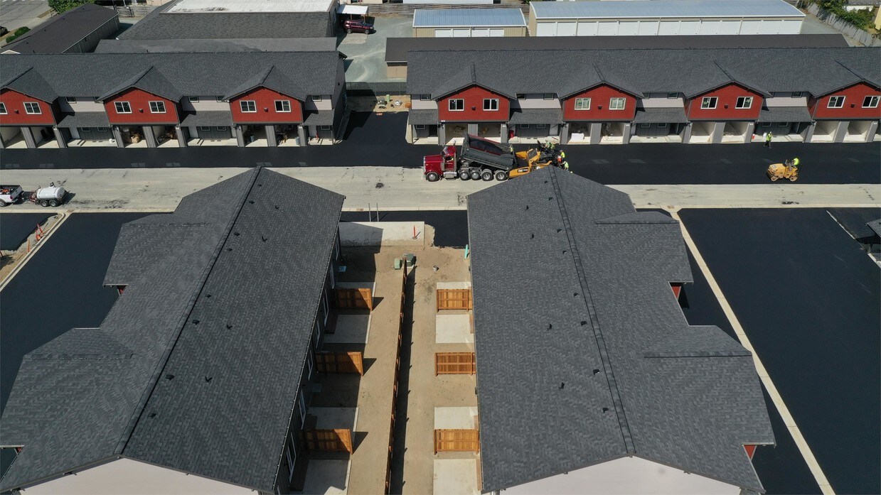 Foto del edificio - 727 Township St