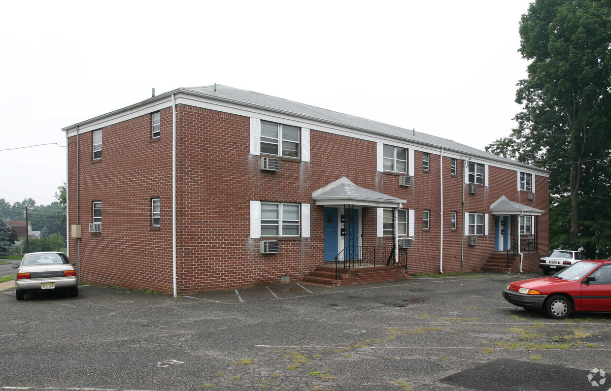 Foto del edificio - Peterson Avenue Apartments