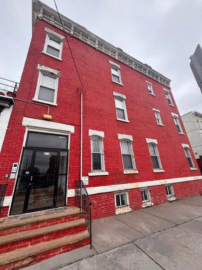 Building Photo - 293 Communipaw Ave
