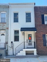 Building Photo - 2039 Rosedale St NE