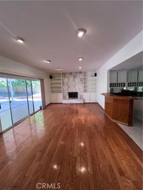 Foto del edificio - 10209 Oakdale Ave