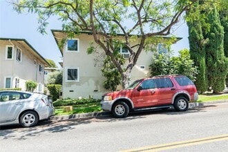 Building Photo - 1811 Sherer Ln