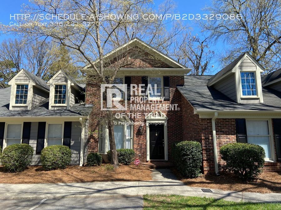 Foto principal - 127 Dolley Madison Rd
