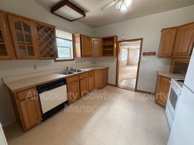 Foto del edificio - 661 N 4th St