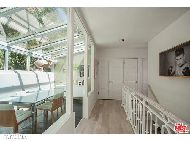 Building Photo - 9265 Warbler Way