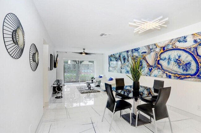 Foto del edificio - 4607 W Fig St