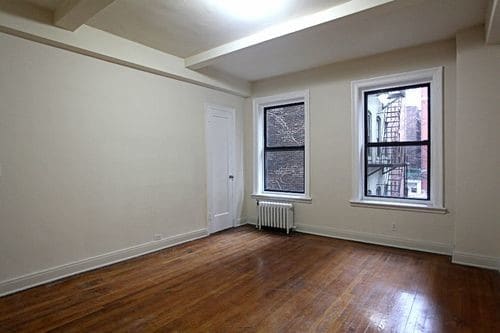 Building Photo - 201 E 35th St