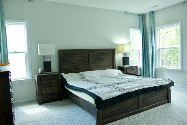 Foto del edificio - 10248 Black Locust Ln