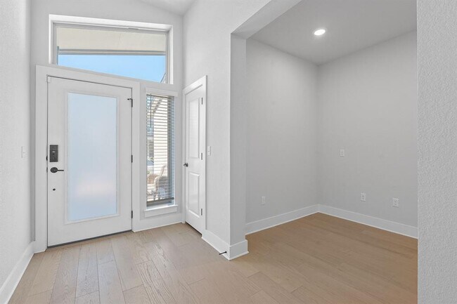 Foto del edificio - 8504 McKamy Dr