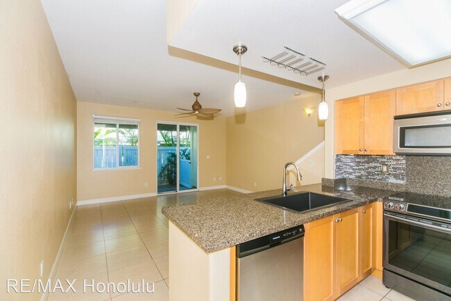 Foto del edificio - 3 br, 2.5 bath House - 92-1516 Aliinui Dr. #7