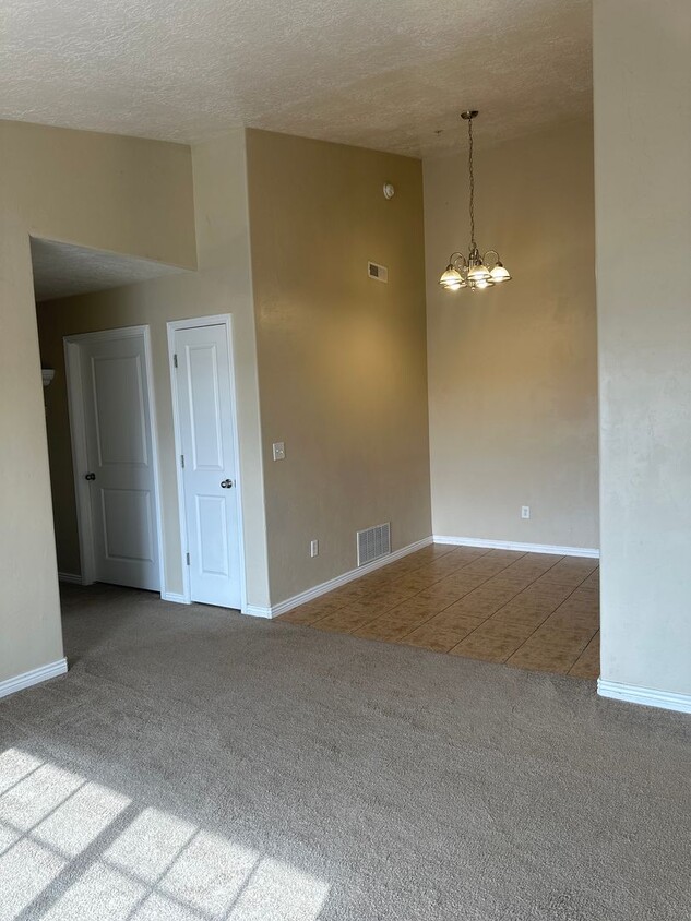 Foto principal - Move in Special Free Storage unit*