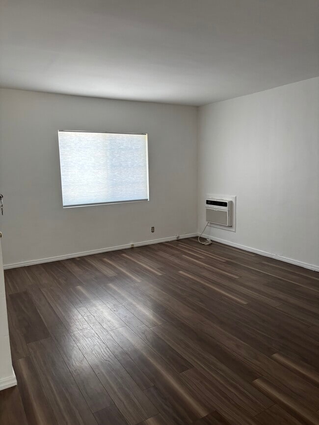 Building Photo - 17440 Tiara St
