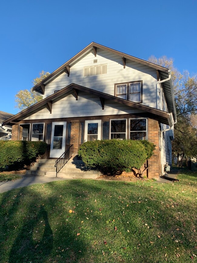 Building Photo - 815 N Bancroft St