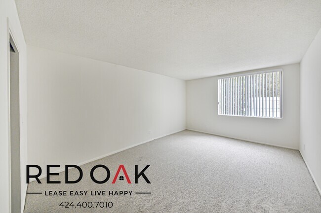 Foto del edificio - ~3 Weeks FREE~ Stunning Two Bedroom with P...