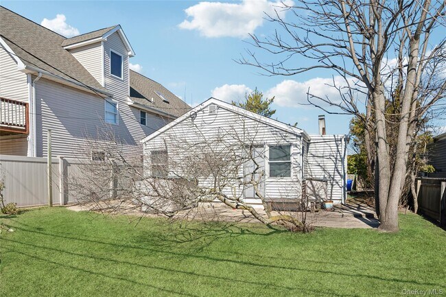 Foto del edificio - 714 E Park Ave