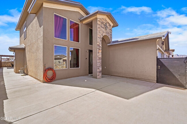 Foto del edificio - 7248 Copper Trail Ave