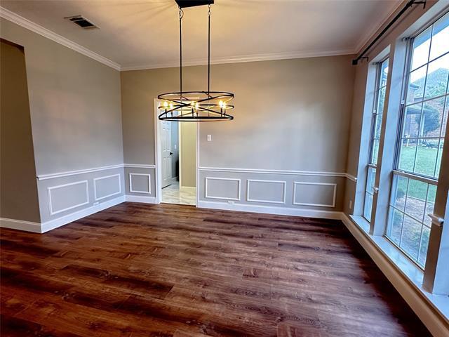 Building Photo - 1212 Cannes Pl